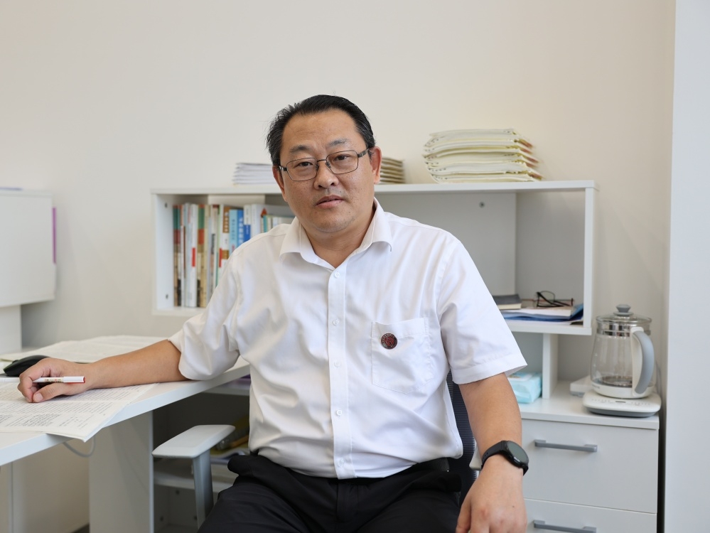 方桂平：高中语文教师