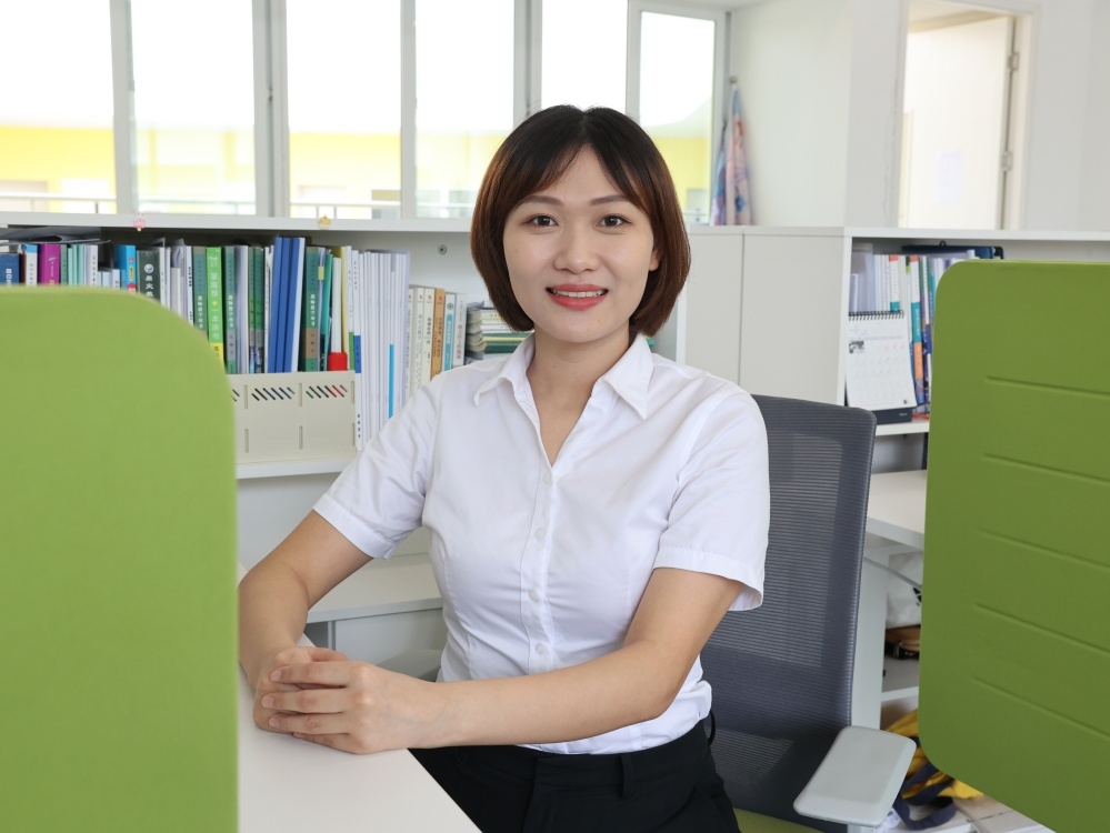 张梵：高中生物教师